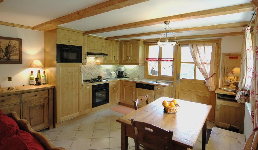 Appart 4 Pers 3 Etoiles Proximite Lac Et Remontees Courchevel Le Praz - Arrayanes 部屋 写真