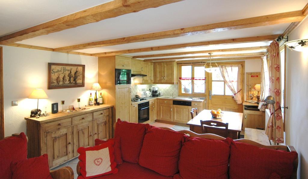 Appart 4 Pers 3 Etoiles Proximite Lac Et Remontees Courchevel Le Praz - Arrayanes 部屋 写真